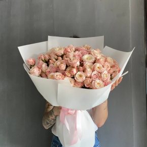 Кущові троянди